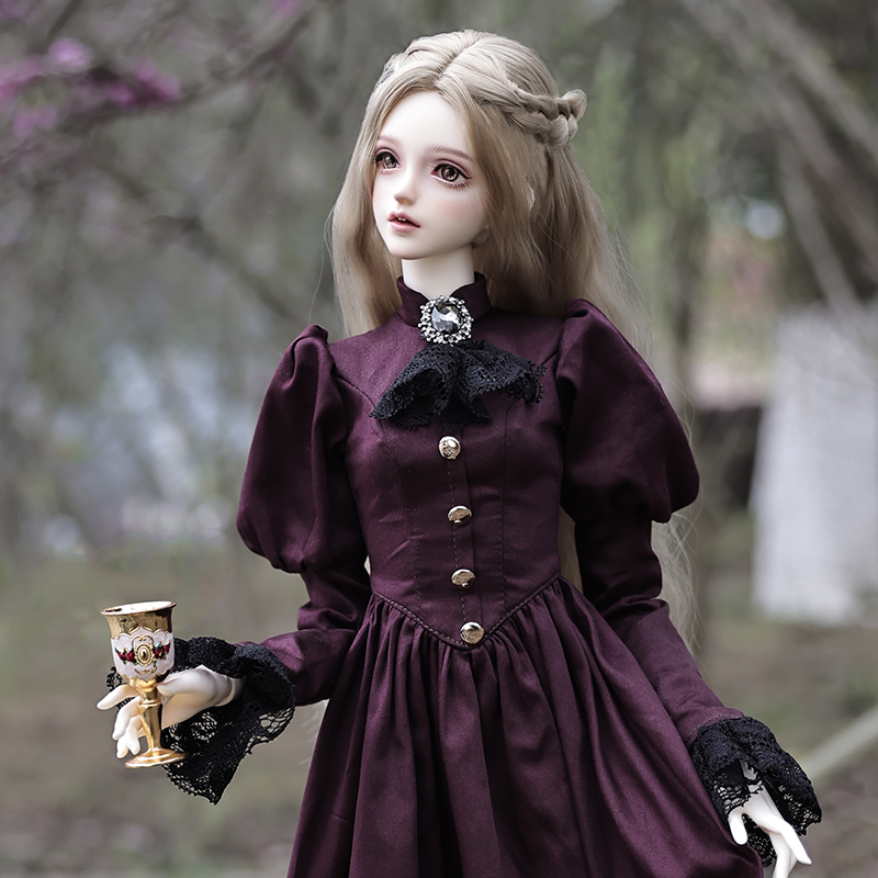 Vintage Toys Collection - Boneka Elina BJD 1/3 Wanita Elegan