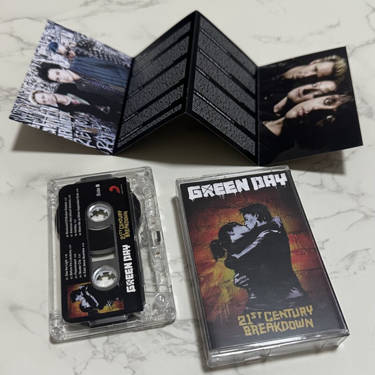 Green Day 21st Century Breakdo - Vintage Collectibles ulasan dan harga
